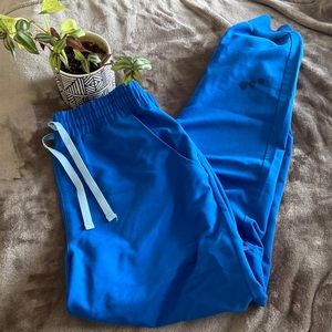 Figs highwaisted Zamora jogger, not the yoga band.